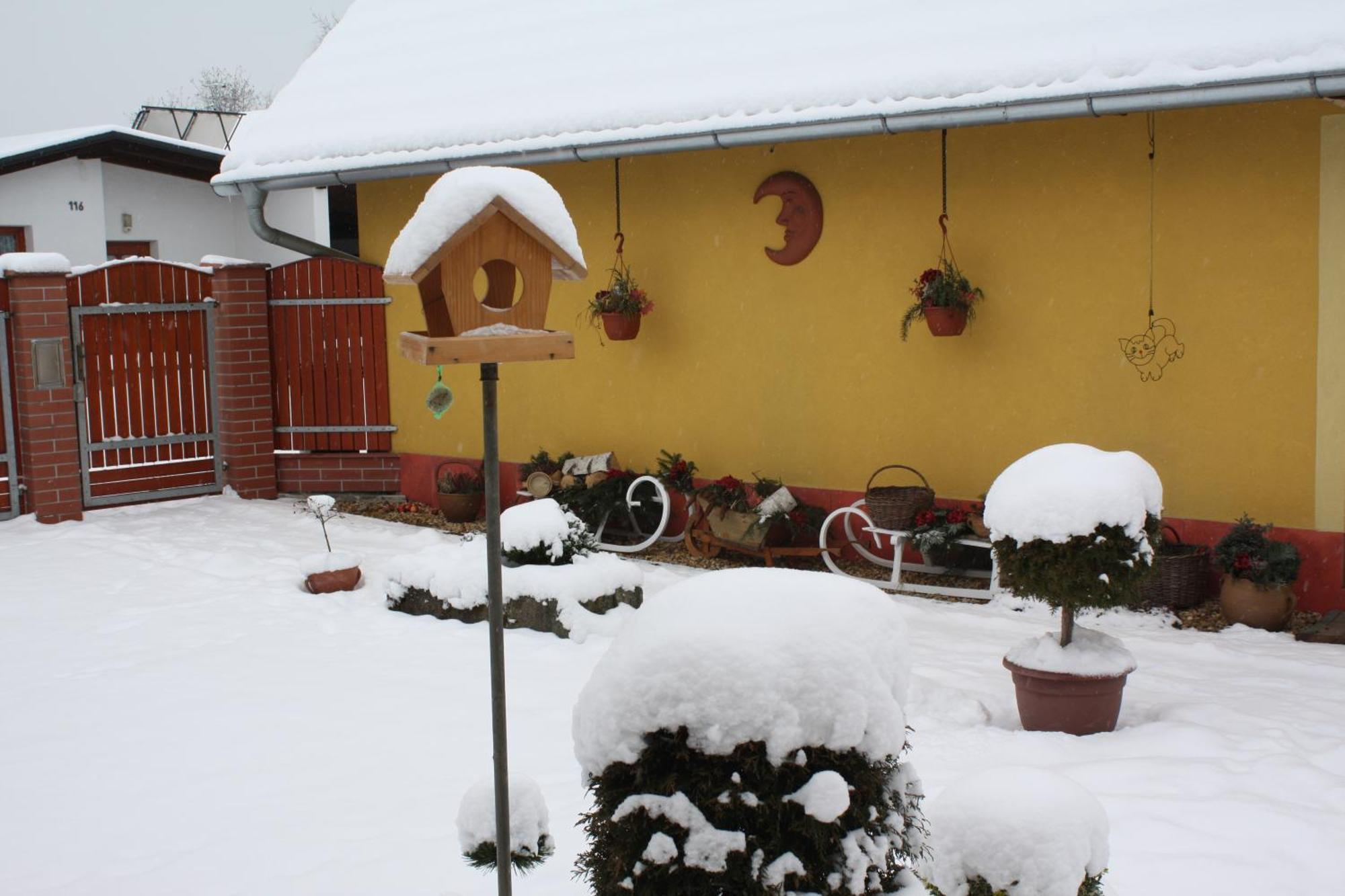 Apartment Benci Jindřichŭv Hradec Exteriör bild